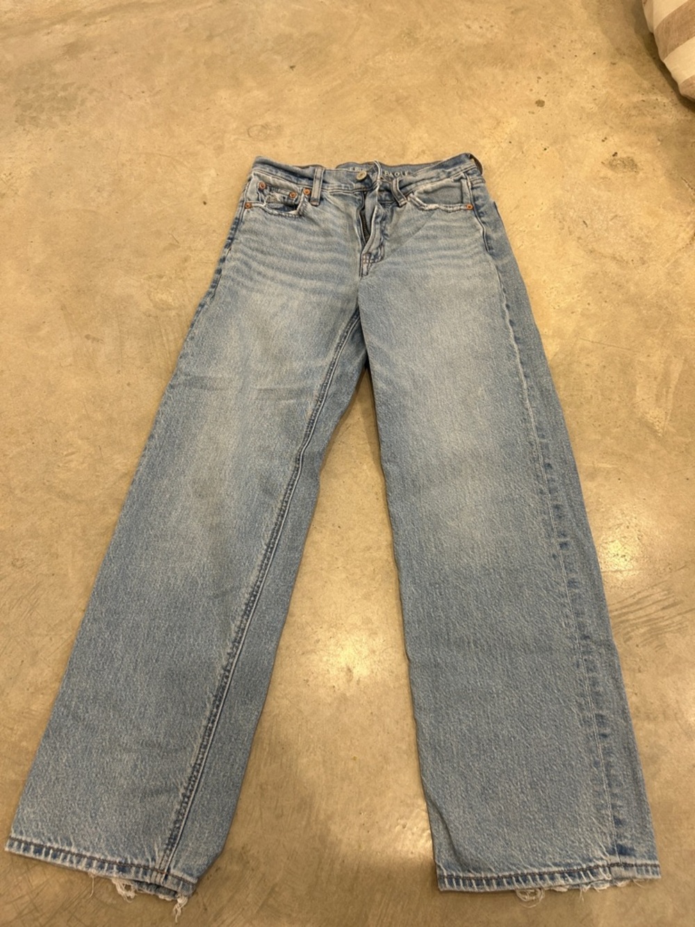 American Eagle Outfitters Light Wash Straight Leg Jeans